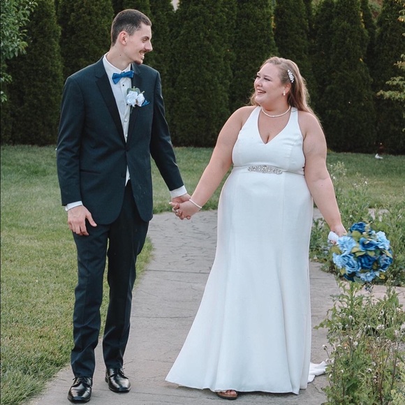 Meet your Posher, Brooklyn - Picture 2 of 10